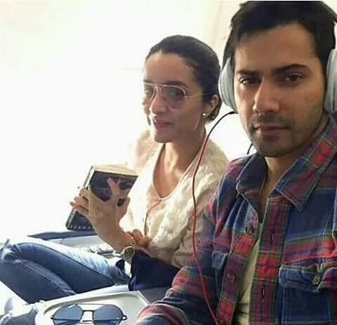 Varun_Galaxy's tweet photo. Varun looking too tiredπ
#ThrowbackThursday #ABCD2Promotion
@Varun_dvn @ShraddhaKapoor https://t.co/GDFMARLRF2