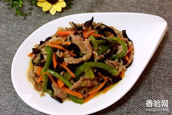 DayongZH's tweet photo. How to make the Chinese food?
It is very easy , please follow me to learn.
1. Cut the meat into silk https://t.co/4PuU4DPbzi