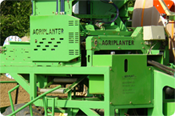 MeMaMag's tweet photo. #Trapiantatrice #Agriplanter 1SP!! Il #video della #prova in #campo--> https://t.co/dMrm3lAfHL https://t.co/wZCe43zrBJ