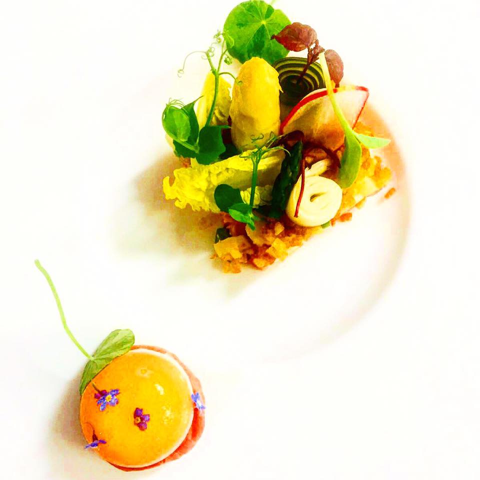 Heeft u onze kalfstartaar met asperges van het maandmenu al geproefd? kijk op hetherdertje.nl/maandmenu.html