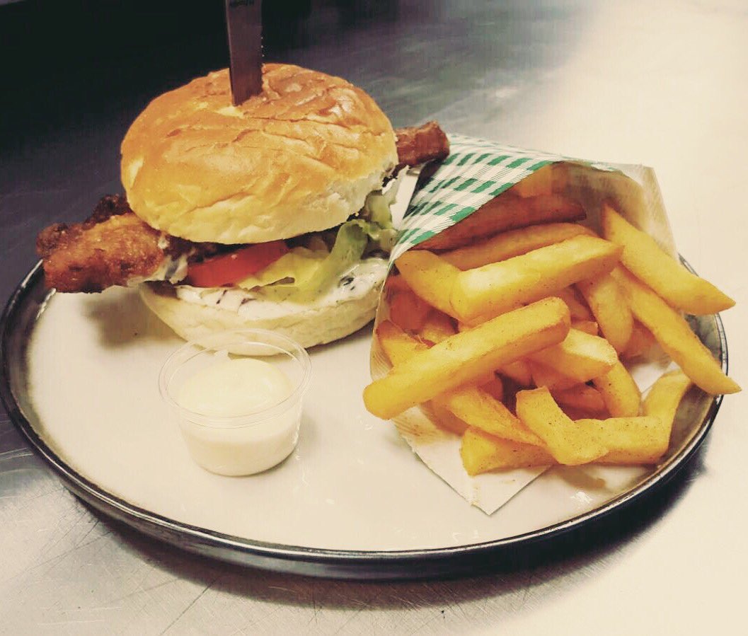 Fish and chips met een eigentijdse twist <a href="/bieb010/">Bibliotheek Rotterdam</a> #stadsterras