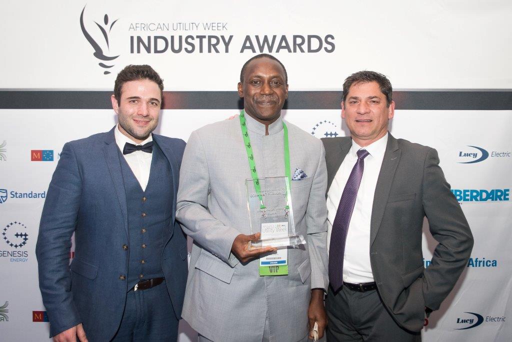 PoweroadAfrica's tweet photo. @KYumkella Life time achievement award giving by @PoweroadAfrica Fantastic evening at the @AfricaUtilities  Gala https://t.co/Zhj0IOcCAx