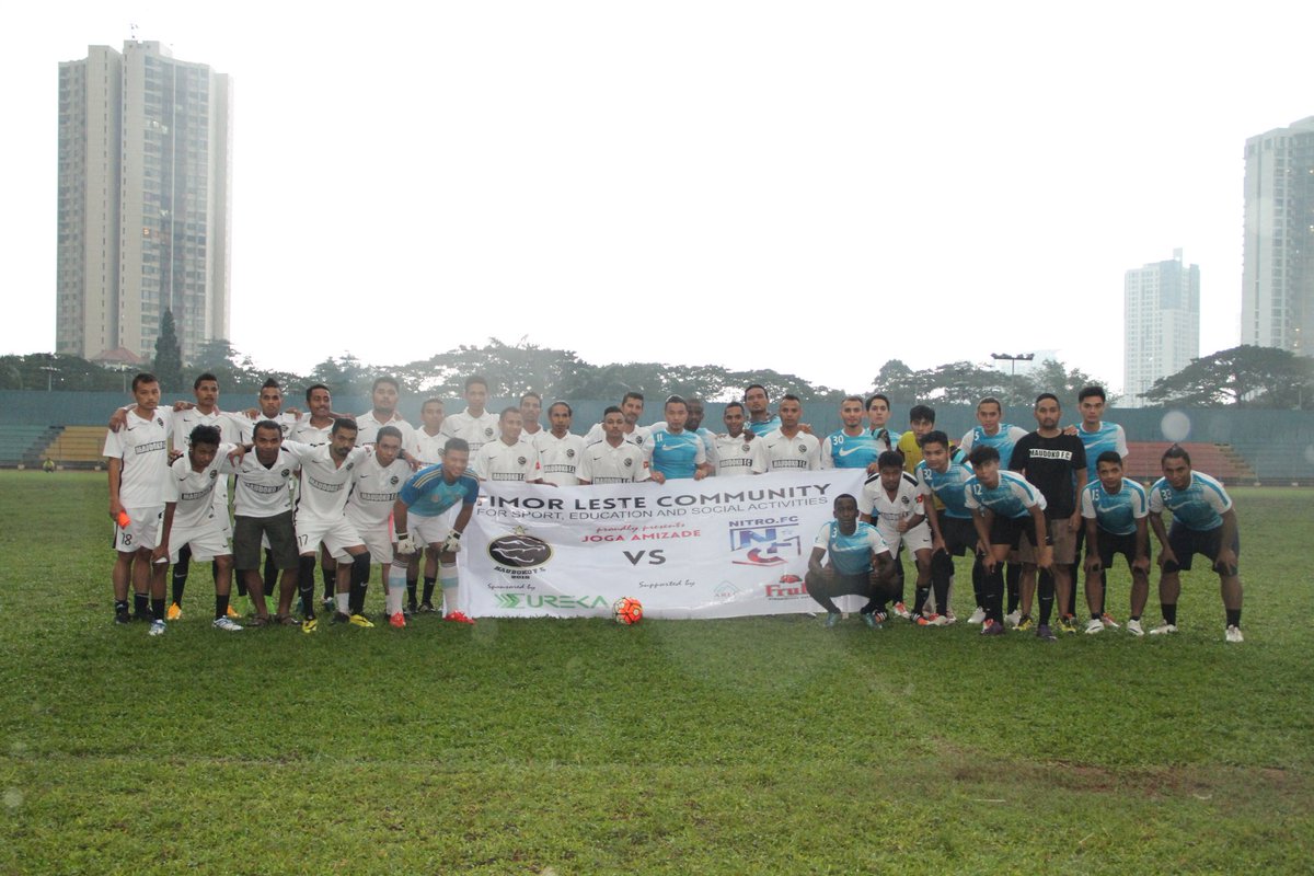 Playing football to celebrate the Independence Day of Timor Leste. 
#MaudokoFC <a href="/InfoDili/">Info DILI</a> <a href="/TimorNews/">ETAN Timor News</a>