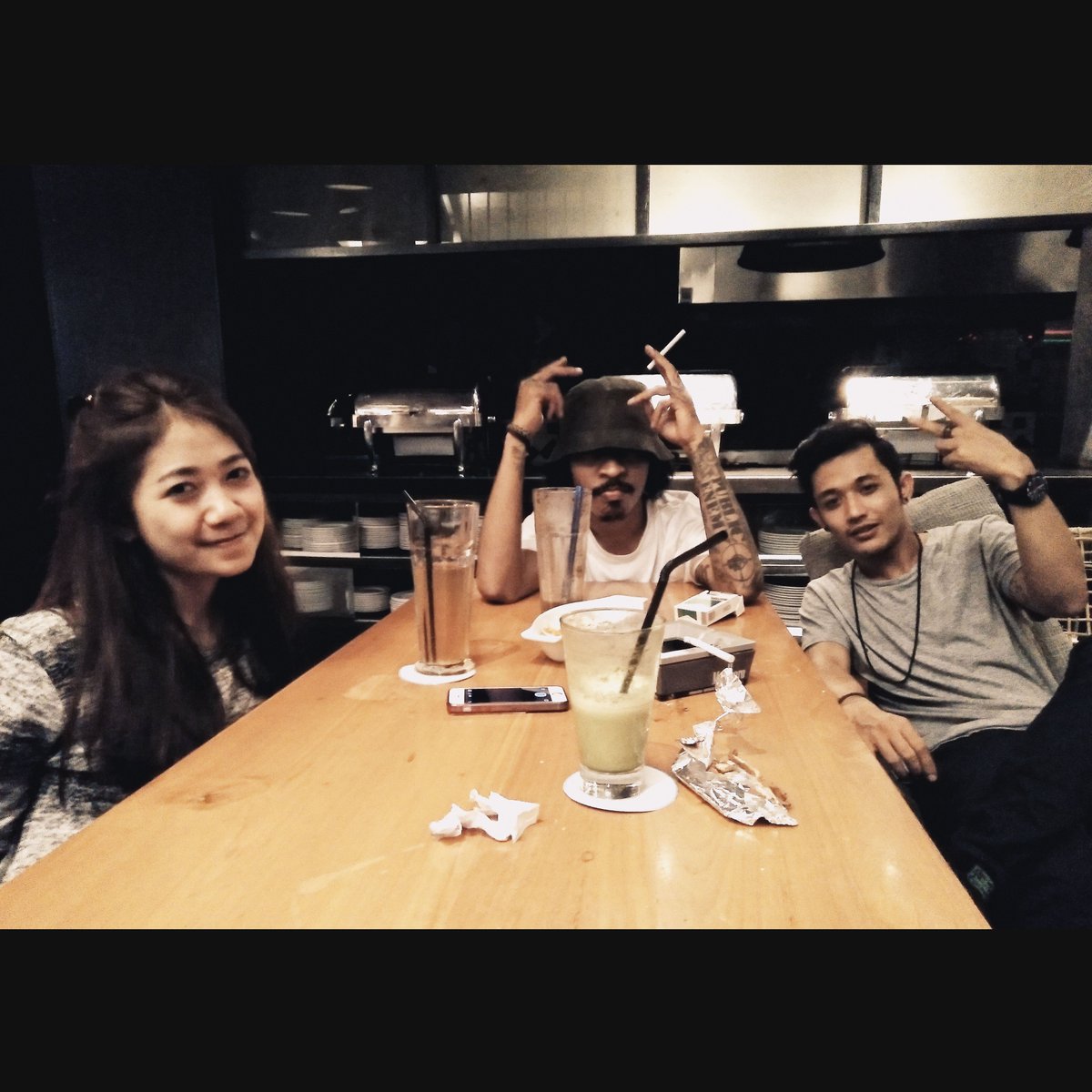 i chill good.........