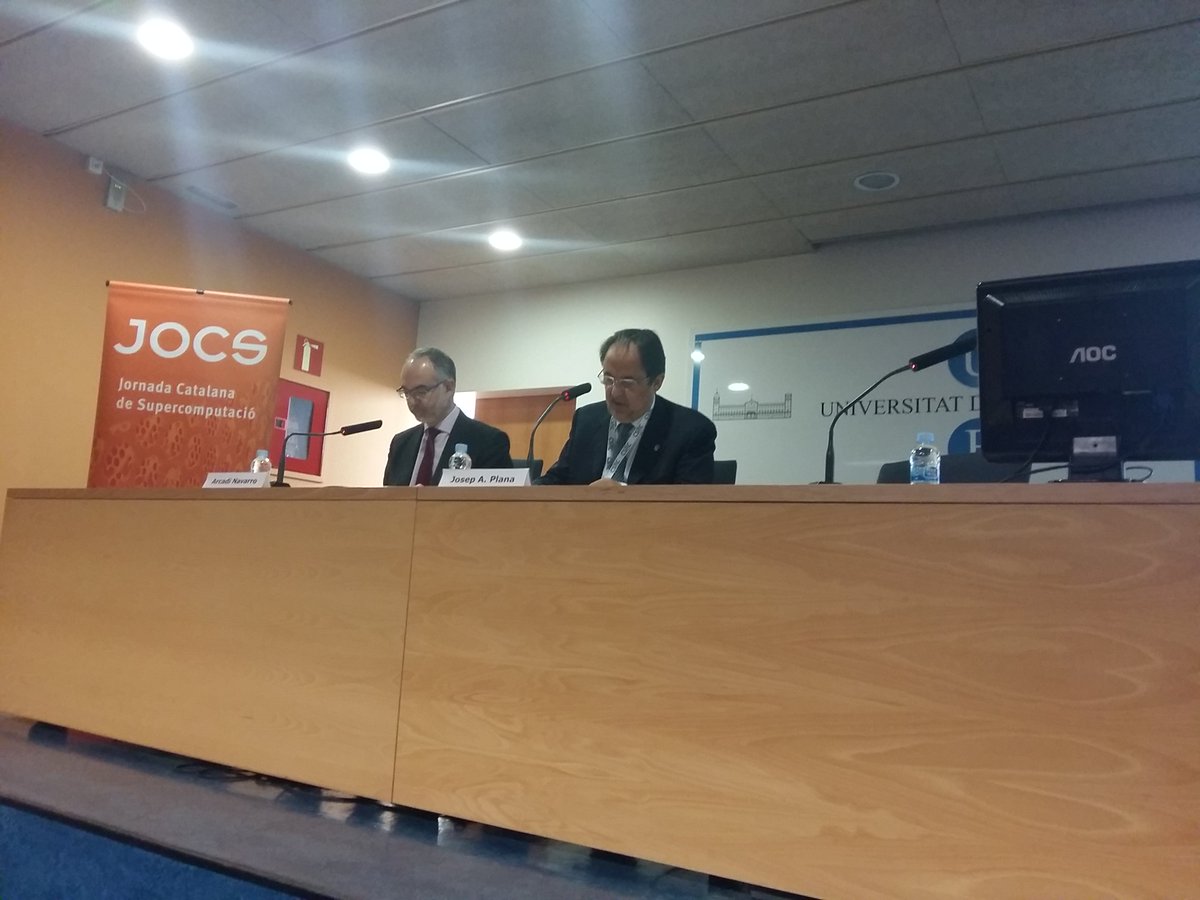 miquelduran's tweet image. Comença la #jocs16 a @unibarcelona