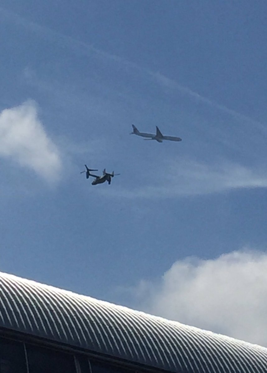 mldhunter's tweet photo. A pair of V-22 Ospreys just flew right over my roof in VTOL configuration. Woah https://t.co/GoYQiRZHip
