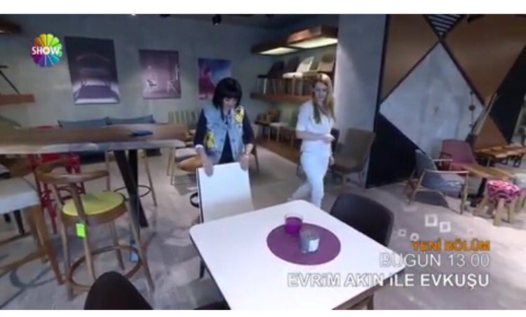 evkusushowtv's tweet photo. .@akinevrim değişim için alışverişe devam ediyor @ShowTV de https://t.co/8TS0zsZPCq