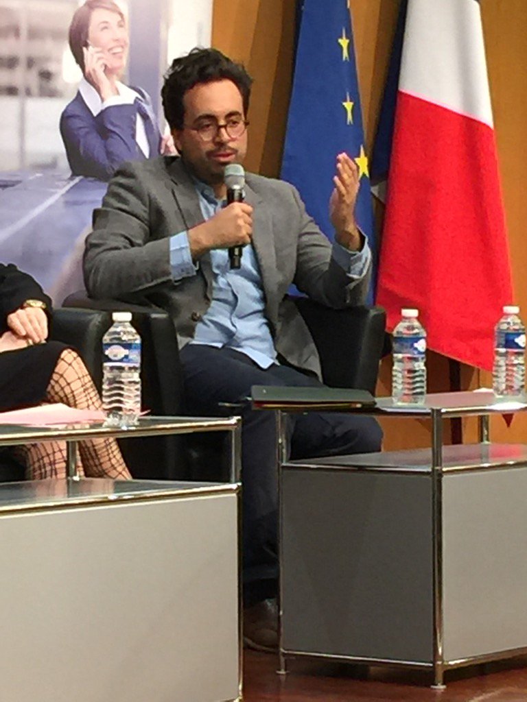 <a href="/dfcgasso/">DFCG</a> : <a href="/mounir/">Mounir Mahjoubi</a> le numérique n est pas consensuel, il est  politique au niveau international <a href="/scf_france/">Laurent Mahéo</a>