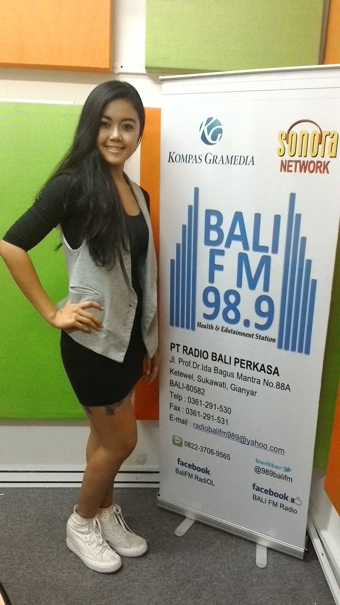 sonora_bali's tweet photo. Yeyyy kak @aghitaocta udah distudio nih kita akan ajak ngobrol di #INDONESIANA didukung @monarch_gianyar https://t.co/ACgGQ5pGUi