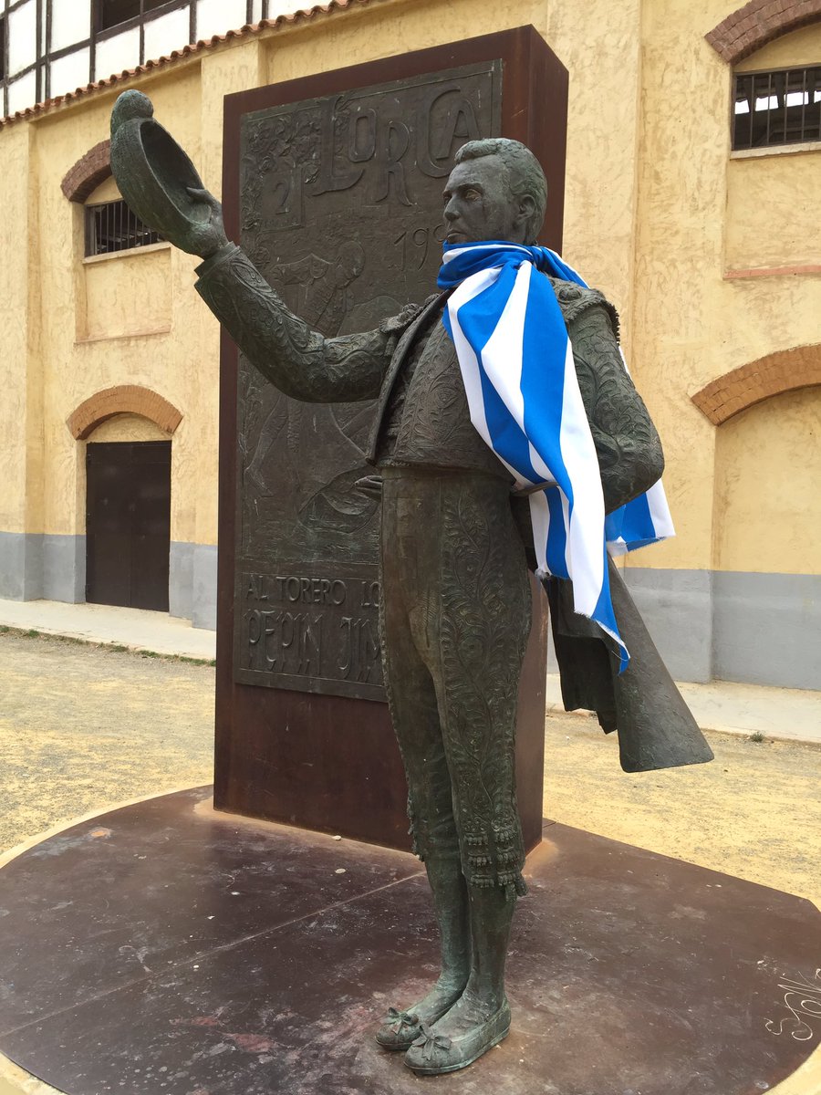 <a href="/lorcadeportiva/">Lorca Deportiva</a> Hasta nuestro amigo Pepin Jiménez Luce su bandera #JuntosAPorElAscenso