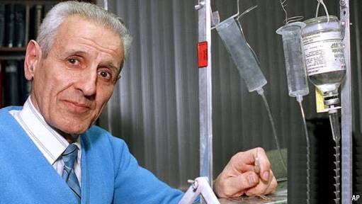 Ötenazi savunucusu Dr. Jack Kevorkian (Dr. Death) 88 yıl önce bugün Michigan'da doğdu. (ö. 3 Haziran 2011, Michigan)