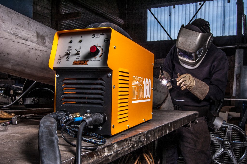 ImpaxTools's tweet image. The new IM-TIG160 look and perfoms brilliently... Plus it comes with a free foot-pedal! #weldsmart