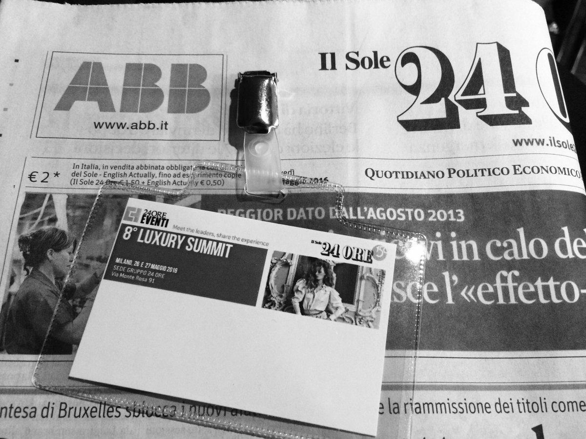 Davide_Dada's tweet photo. Oggi va così..un po' chic, un po' luxury, ma soprattutto tanto #MadeInItaly

#LuxurySummit
#Milano
#work
#luxury2016 https://t.co/VJOIs698hk