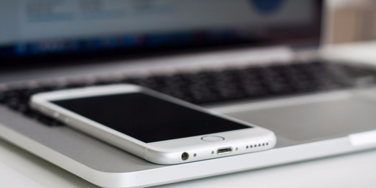 Newsgento's tweet photo. mCommerce Will Finally Take Off https://t.co/SbpS9mcu1y #mCommerce #apps @vladstanescu https://t.co/YoNoldkEU6