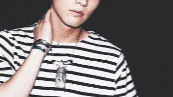 V__oO_'s tweet photo. ㅤ

　　　　　　　　ど ん な 時 も

　　　何 が あ っ て も

　　　　　　　　裙 を 一 生 守 る よ

　ＦＬＷＸＸ　＿＿＿＿

#RTしたnrさんbotさんフォローする https://t.co/pkh94MSFGH