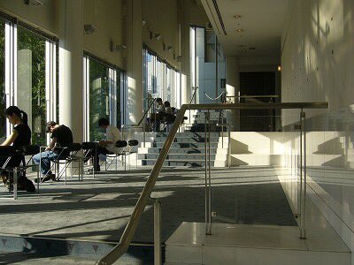 kentikuA8Bot's tweet image. 槇文彦 / 東京
「スパイラル」