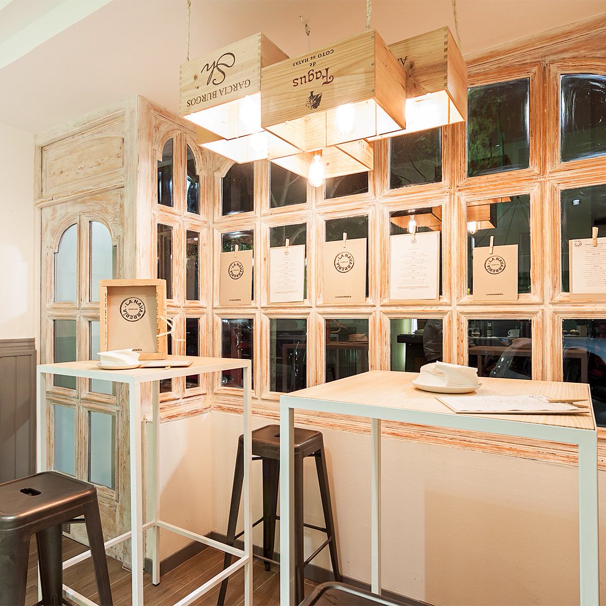 Nuestra barra de pintxos es otro nivel. Pásate a visitarnos y descúbrelo.