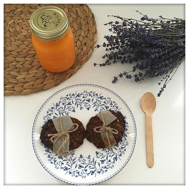 MinvitaUK's tweet photo. Just look at Elena's Kiwi & Coconut #fitcookies! https://t.co/miQugbw9Lu #foodporn – #recipe coming next! https://t.co/Pbz6fUg5L5