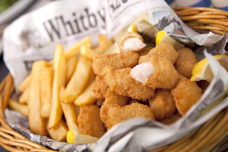 Brakes_fastfood's tweet photo. #Whitbyscampi on offer Just £3.99 a bag! Order yours today on 0844 800 5521 - Get ready for the #bankholidayweekend https://t.co/xfqOUmccNF