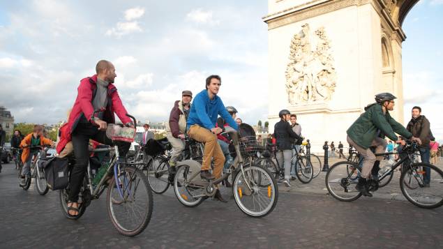 3 types de #vélo tirent le marché : Le VTT, le vélo de course &amp; à assistance électrique bit.ly/27GFxDj