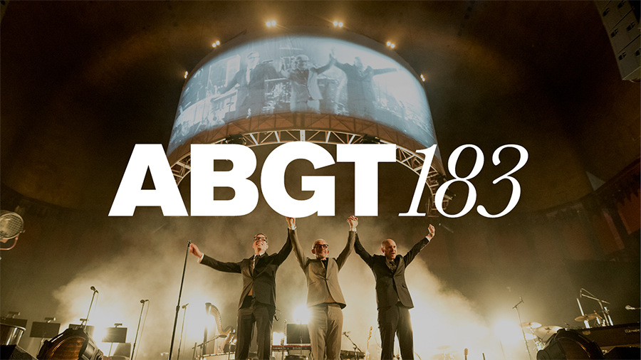 desig0's tweet photo. NowPlaying @abgrouptherapy 183 with @aboveandbeyond https://t.co/2wwH3tJlxM Tune : @diradio https://t.co/KoCxWrxvmI  #abgt #trance