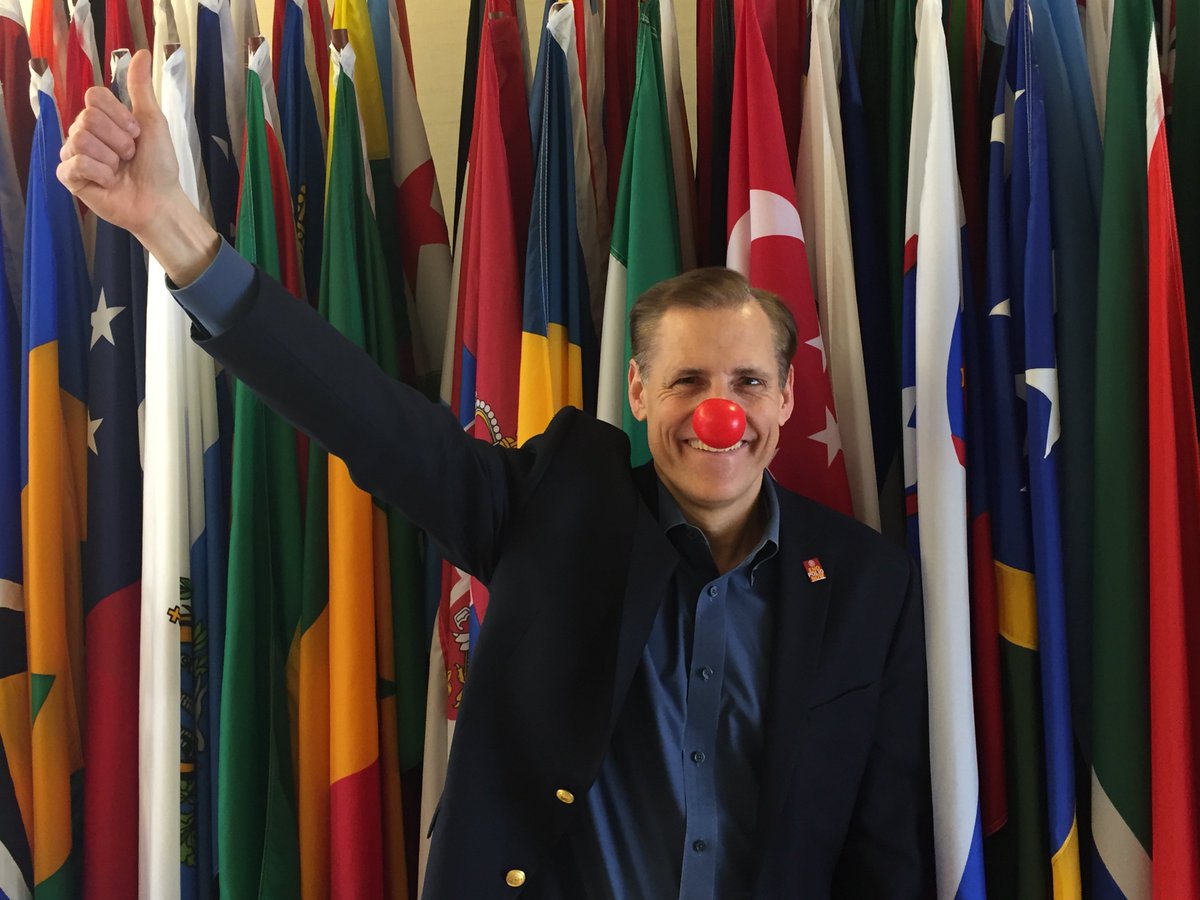 JohnHewko's tweet photo. Time to get silly and help kids around the world. For every #RedNose4Kids, @GatesFoundation will give $10. RT now https://t.co/VHUoqOoJzR