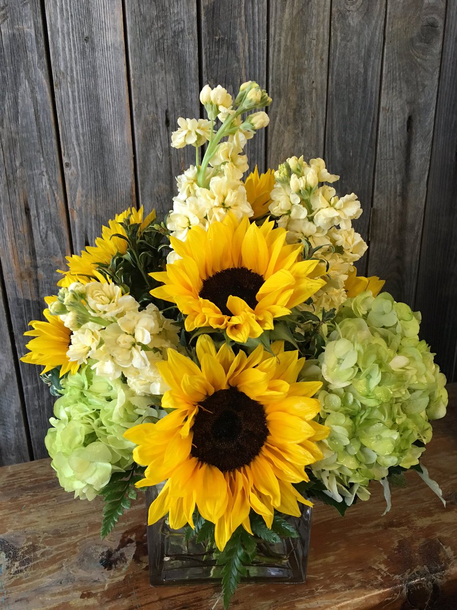 Flowers by Adela (FlowersbyAdela) Twitter