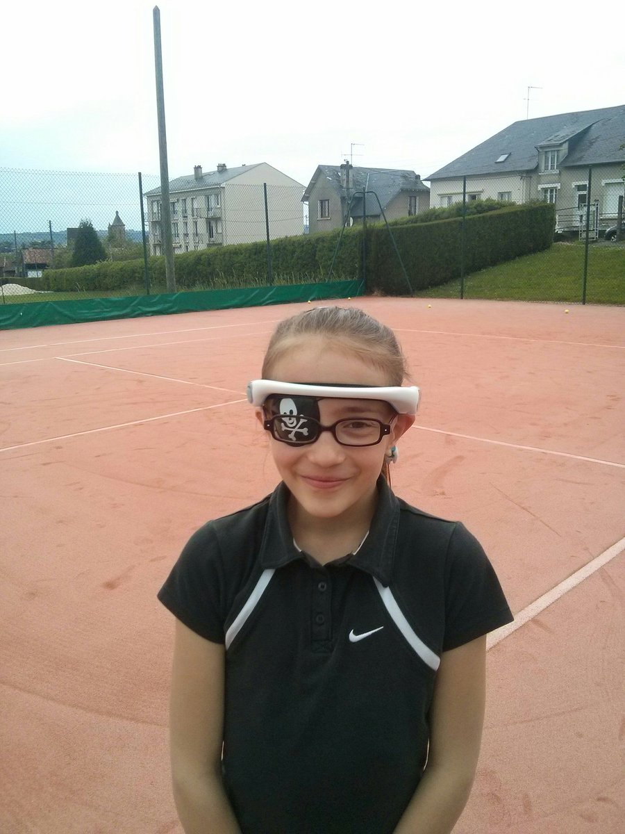 IMAGIN_EX's tweet photo. Test de #concentration avec les filles du TC Bourganeuf #tennis #experience #entrainement https://t.co/NOQUQIghyW