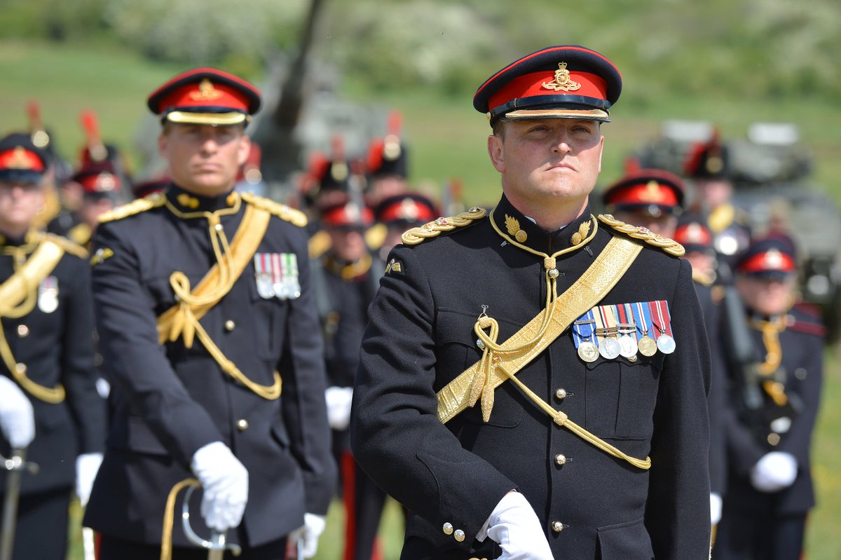 The Royal Artillery parade in #Larkhill before HM The Queen to celebrate 300 year history #UBIQUE300