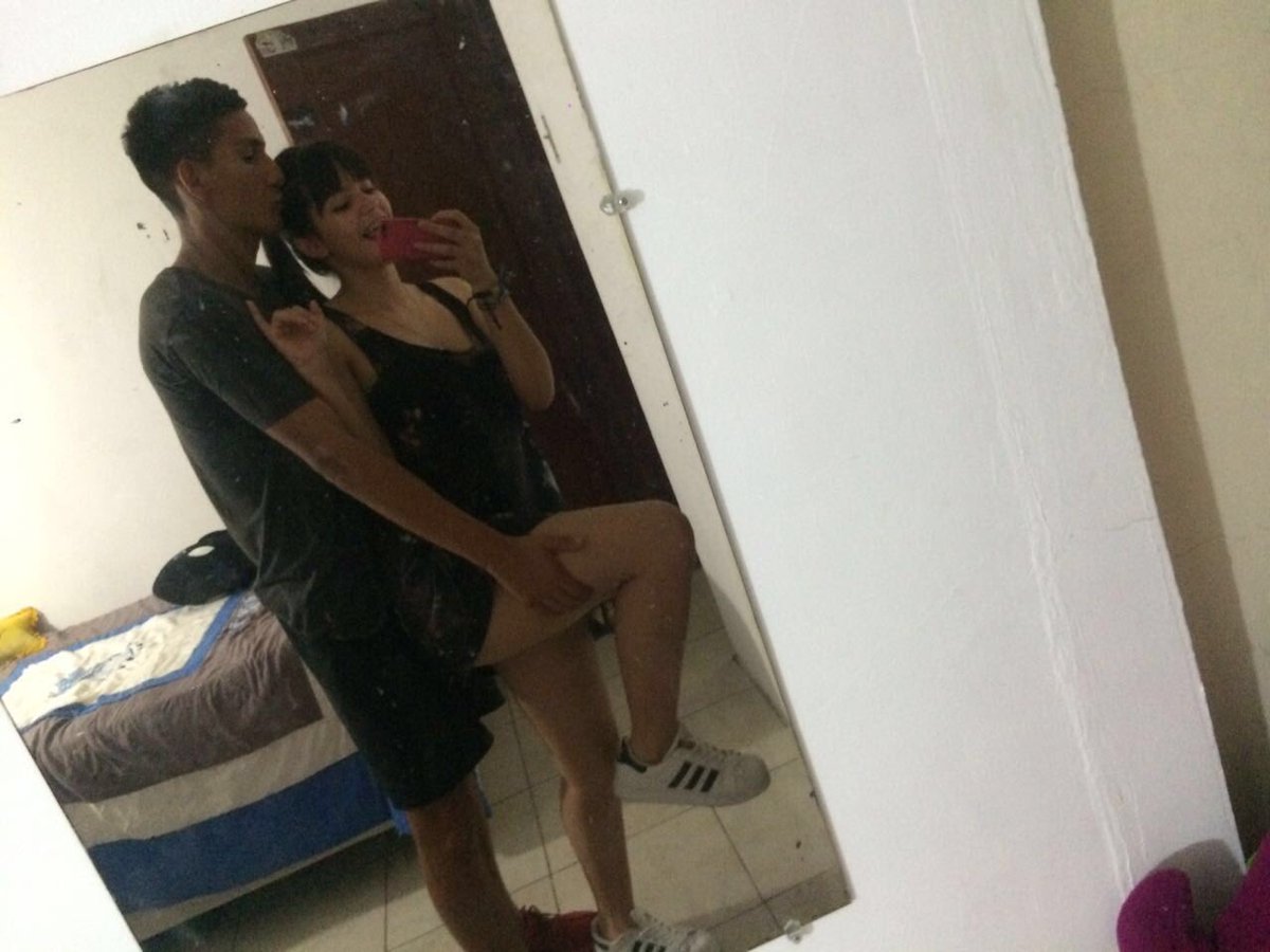 97Alexander98's tweet photo. Andas en mi cabeza nena a todas horas ❤️😻@Serna20Carolina https://t.co/RNyXLq7okt