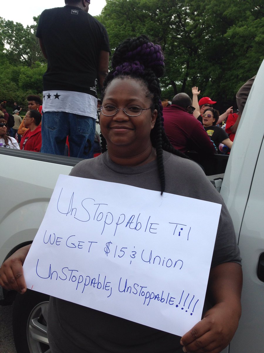 Memph15Homecare's tweet photo. Sepia Coleman making noise out in Chicago! #FightFor15 #SEIUnstoppable https://t.co/XQscAIGDPx