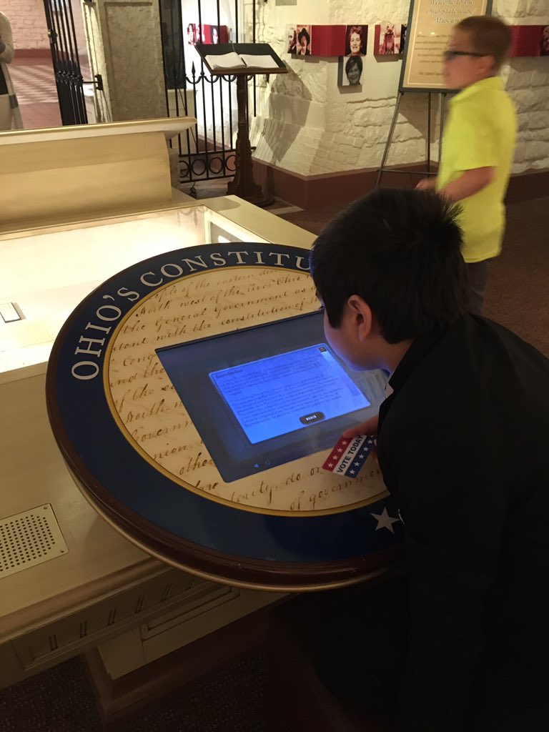 HTEbuckeye's tweet photo. Statehouse tour@dixon4th https://t.co/Onswg7YTqm