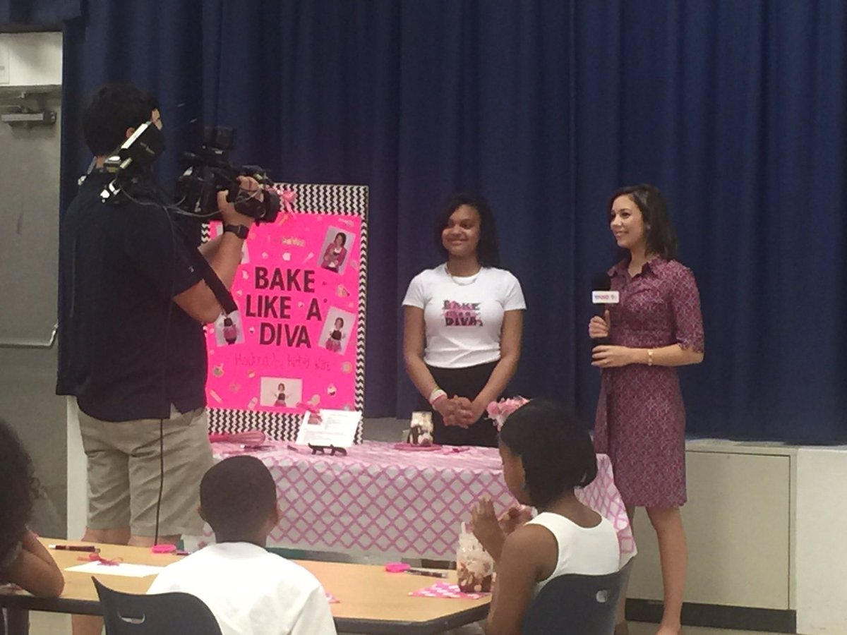 pgcps's tweet image. #WakeUpWash @wusa9 @MelissaNordWx at @capitolheightse #TAGProgram this morning! #BakeLikeADiva