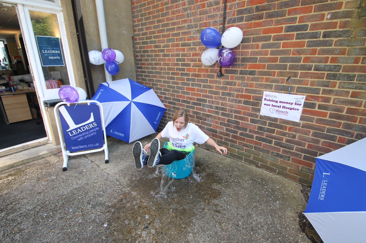 PeterMoateStA's tweet photo. Challenge completed by Amy &amp; Dean from @LeadersLimited #StAlbans in aid of @Tog4ShortLives &amp; #ChildrensHospiceWeek https://t.co/FRCCkanAAz