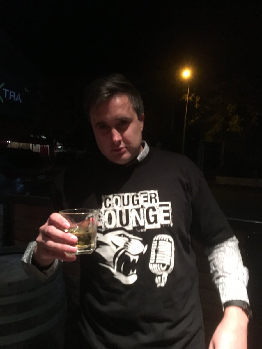 CougerLounge's tweet photo. @jamesreidnz  you better wear this tomorrow night https://t.co/sFYG3uYHz8