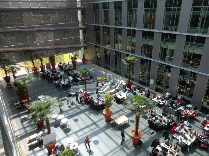 Almost 4 hours after the start of the #CDP2Hackathon #philips