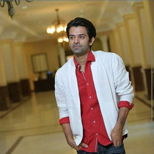 MBCBollywood's tweet photo. أحدث إطلالة للنجم "بارون سوبتي" .. فهل أعجبتك ؟
#MBCBOLLYWOOD https://t.co/rEyNCClENM