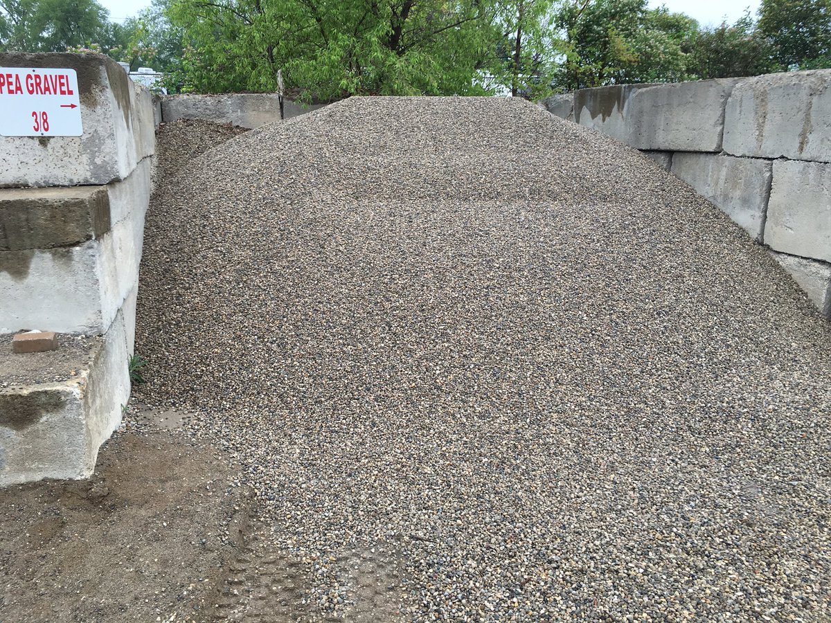 CapBrick's tweet image. A fresh load of #peagravel to go with your #Peameal this am, 7-10.