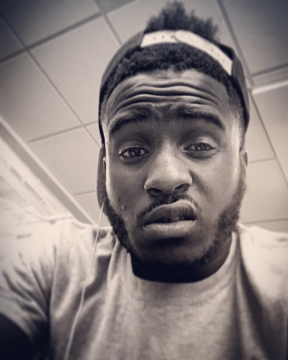 _2livecreww's tweet photo. Follow me on SC: Bryandacrew               Add me on IG _2livecrewww &amp; FB Bryan Frazier #BC17 #BC18 #BC19 #BC20 https://t.co/Zsyt8fYLbg