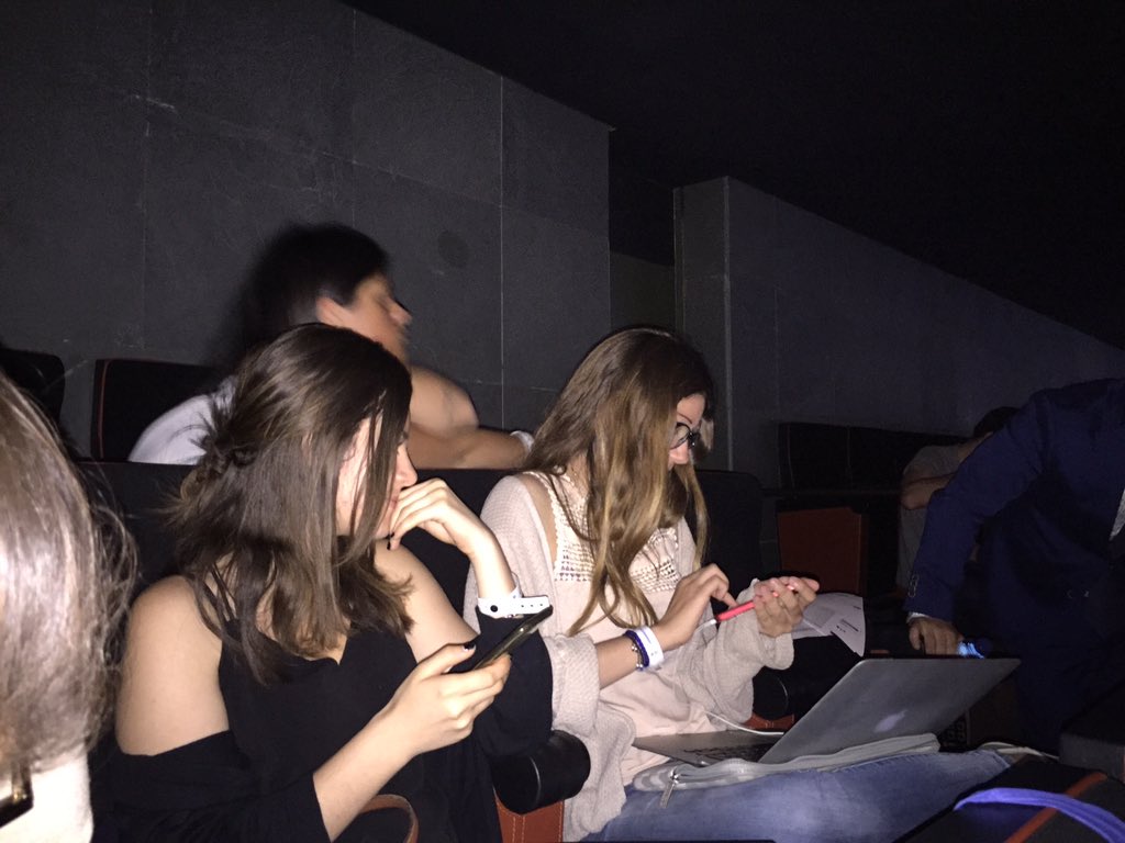 roronororo's tweet photo. #HEMESIC gente atenta https://t.co/eDkhXie6We