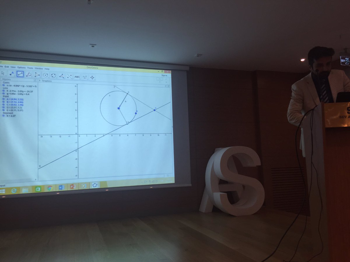 elvantongal's tweet photo. Mustafa hoca Matematik ve TOK bağlantısını nasıl kurguladığını paylaşıyor #SAC #BYOAD https://t.co/GLDbA6PG4C