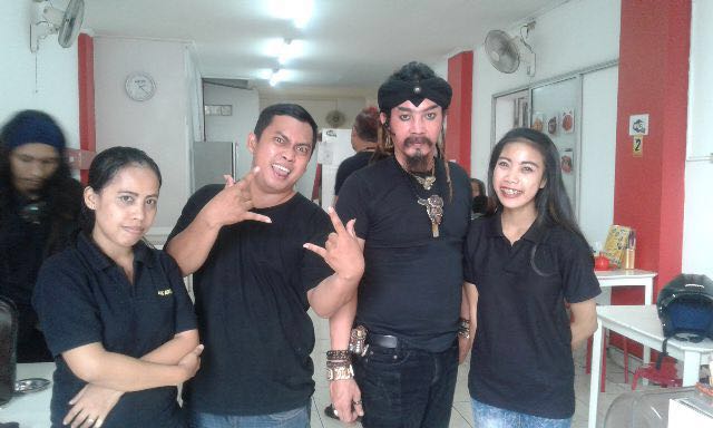 Limbad <a href="/mielosari/">Mie Losari</a>