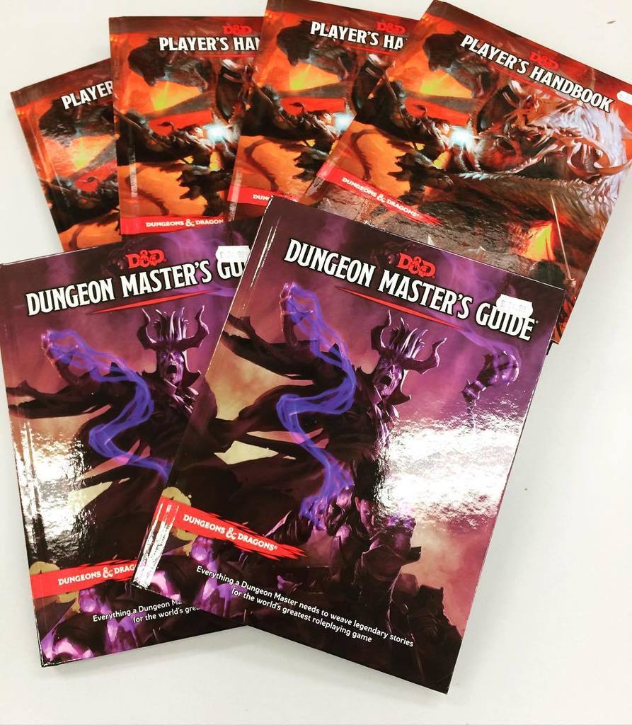 ChimeraNotts's tweet image. #DungeonsandDragons #Corebook #restocks £34.99 #PlayersHandbook and #DmsGuide ift.tt/1qLlLVq