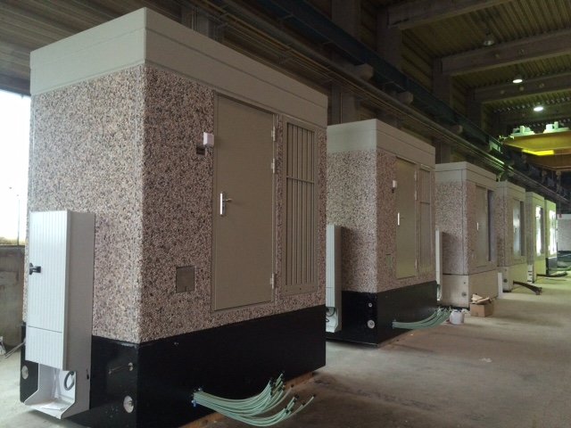SpijkermanBeton's tweet photo. De uitrol van #glasvezel draait op volle toeren! Wederom staat er een serie #behuizingen klaar voor installatie. https://t.co/pIy0LHO4Ch
