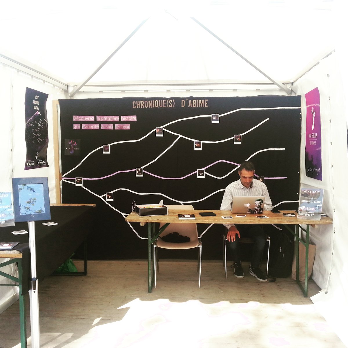ViaFabula's tweet photo. La #TeamViaFabula aux @imaginales c'est maintenant ! https://t.co/1oIsqklM9Y