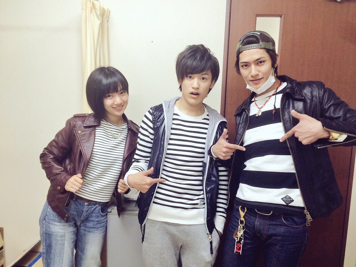 Twitter पर 中村嘉惟人 22時からしゅんくんと矢野ちゃんがダウンタウンdxに出るよー あと30分後ー 楽しみー 昔の写真を載っけてみる 笑 ニンニンジャー 西川俊介 矢野優花 中村嘉惟人