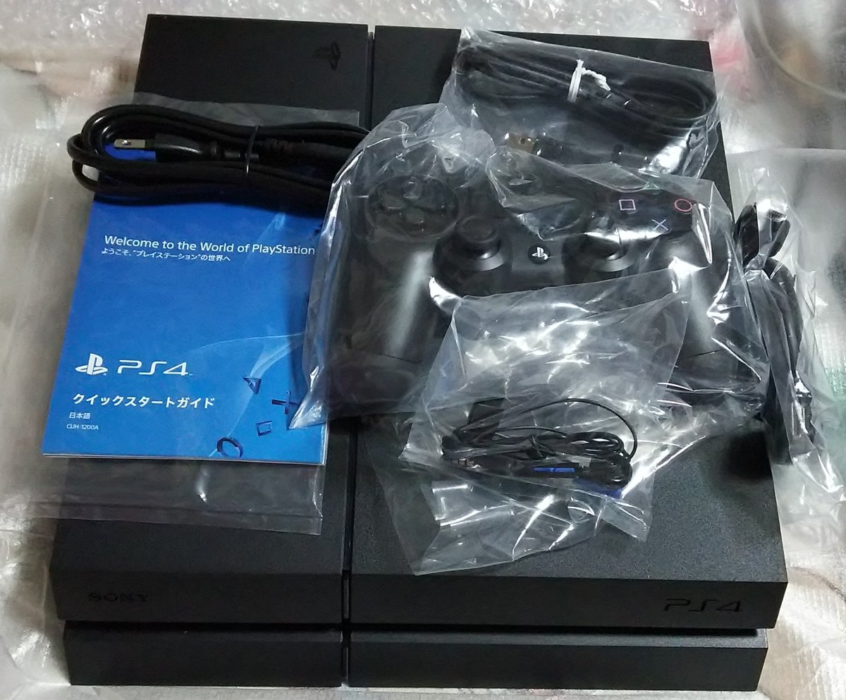 ことりちゃん 先日 カリーノ 確率機 でps4ゲット 1回でとれたのでラッキーだった これでff15遊べるぞぉ