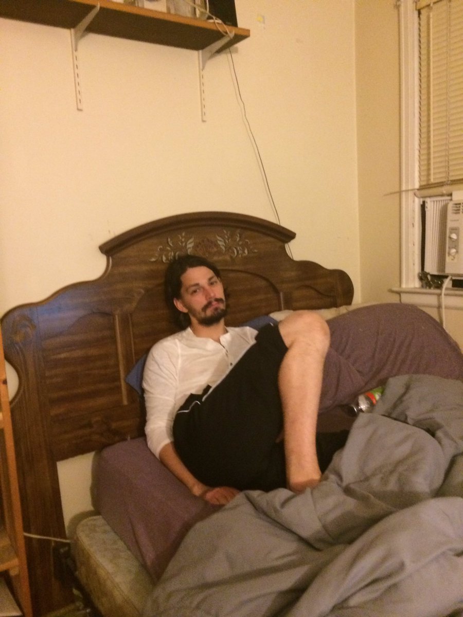 broadsword84's tweet photo. @tlenk2 remember the long hair? Yeah so do I #fakelegend https://t.co/UdbAWL8M5V