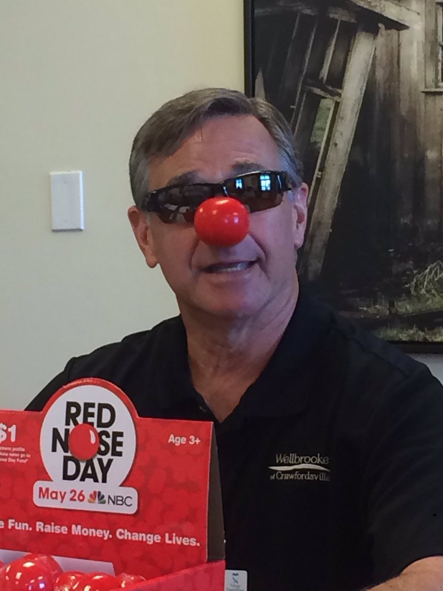 Our ED <a href="/jheverhart_john/">John Everhart</a> supporting our campus quest to create #IndependenceFromHunger with #RedNoseDay