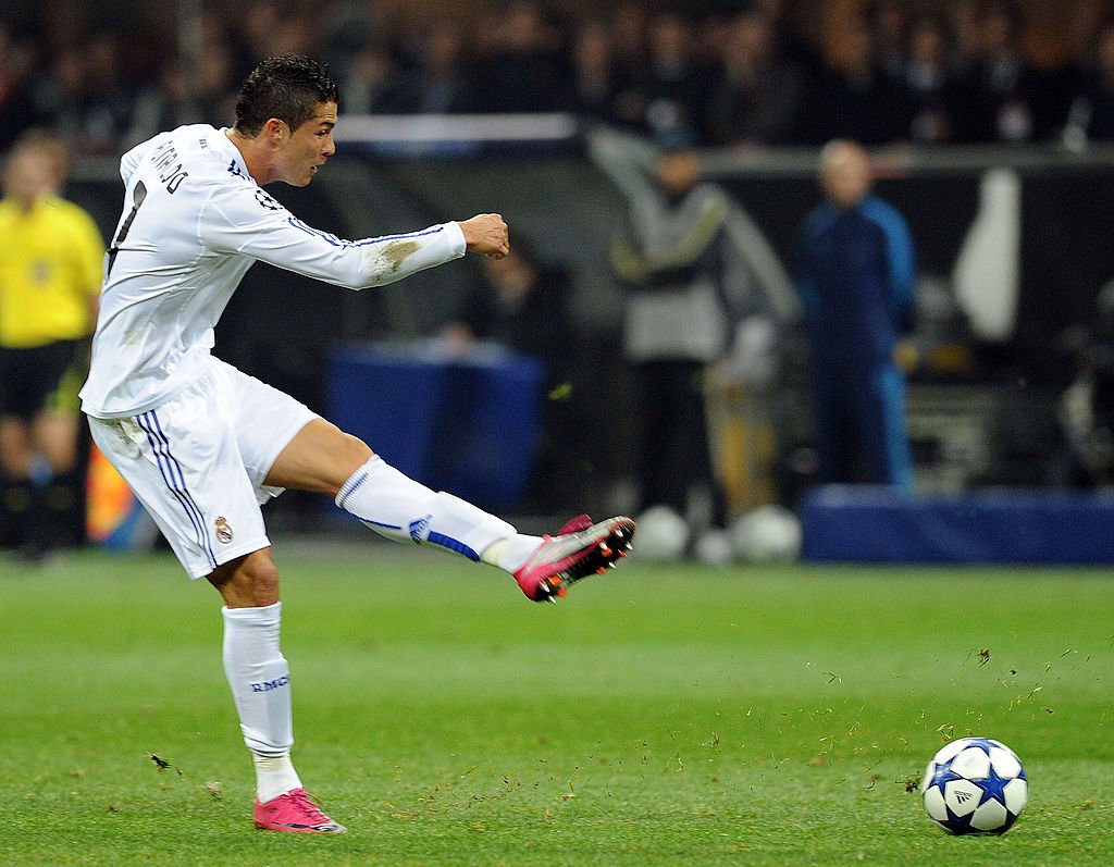 ChampionsLeague's tweet image. Cristiano Ronaldo has yet to score or win at the Stadio San Siro in this competition (W0 D2 L2). #UCLfinal